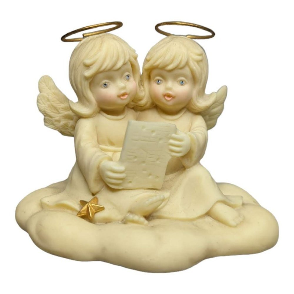 Vintage 1994 Studio Collection Heavenly Angels "Melody of Love" Figurine